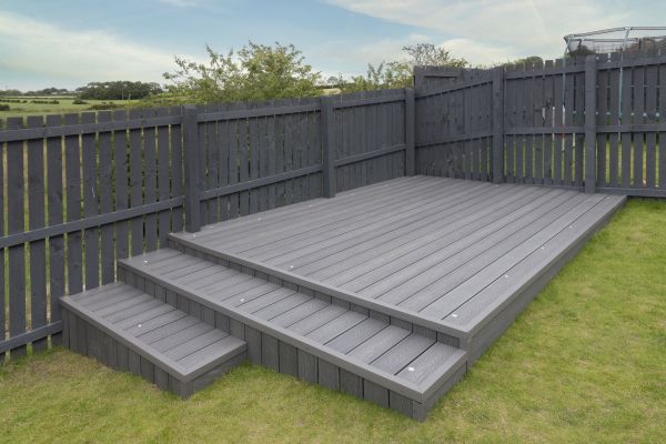 Vinyl Deck Construction in Poway